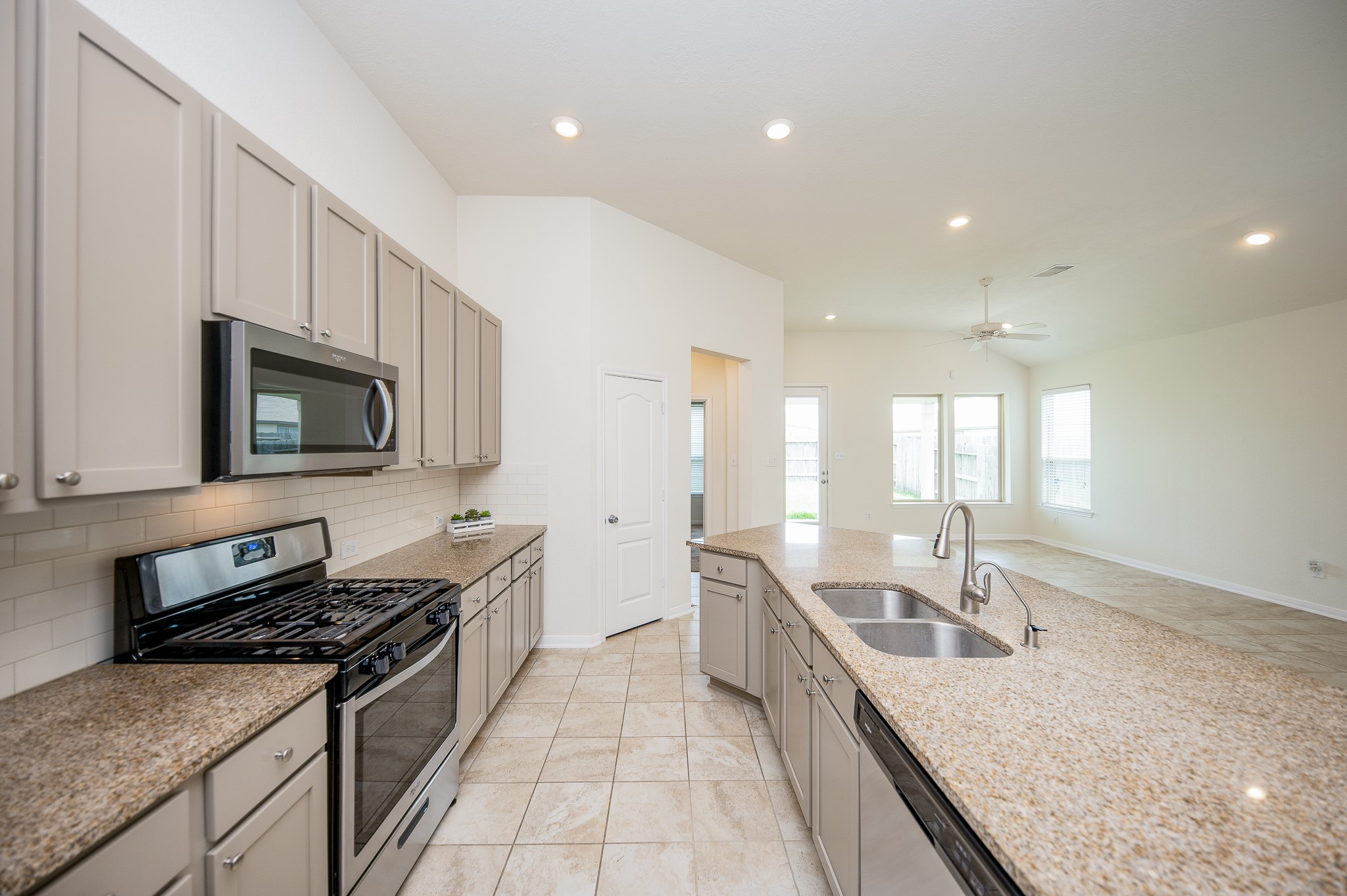 4614 Westgreen Ridge Road Katy, TX 77449 - Photo 6 of 28