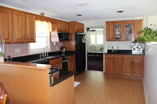 34 Temi Road Hudson, MA 01749 - Photo 4 of 15 Gallery Image 4