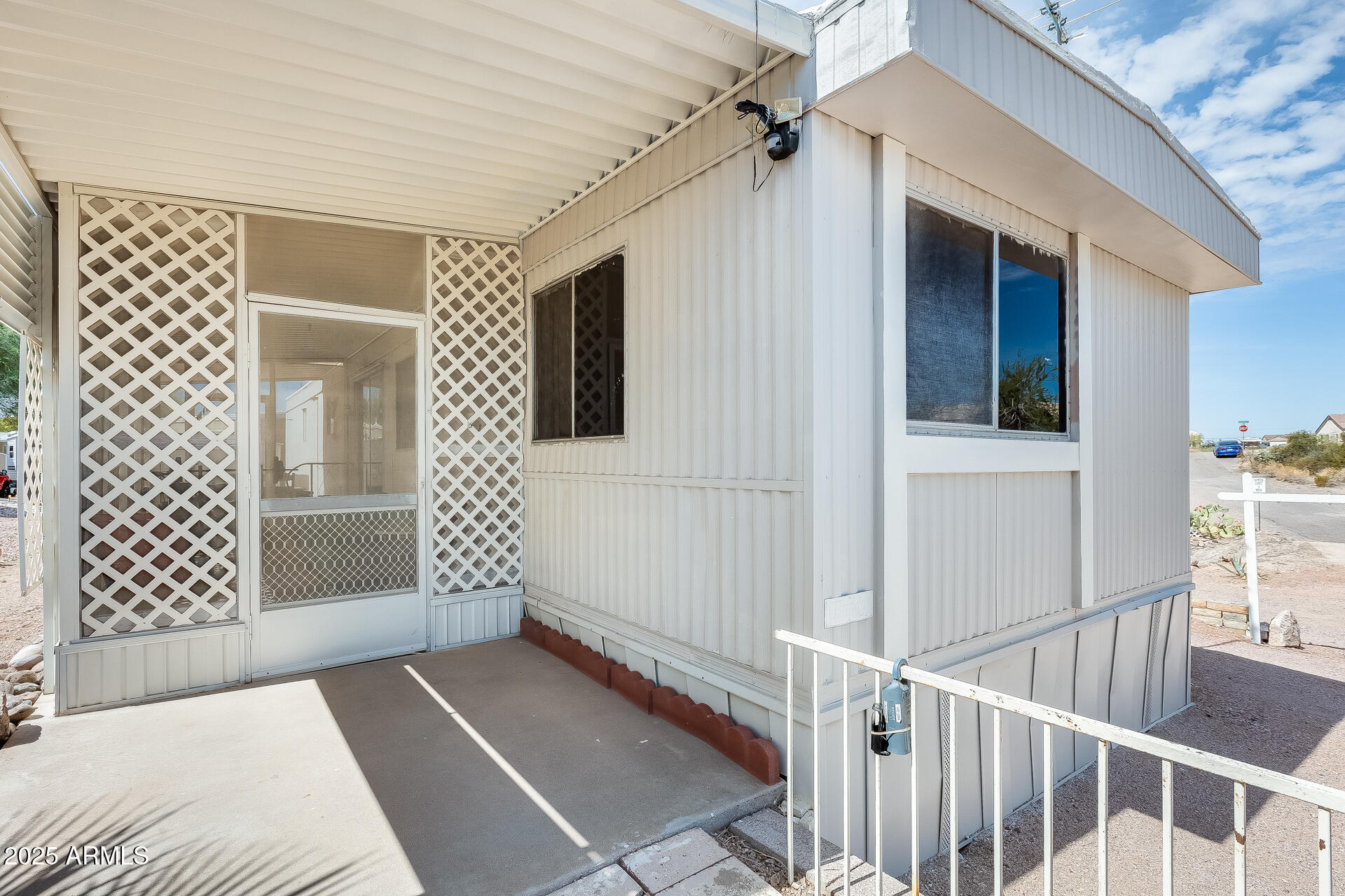 939 North Acacia Road, Unit 8 Apache Junction, AZ 85119 - Photo 8 of 27 Gallery Image 8