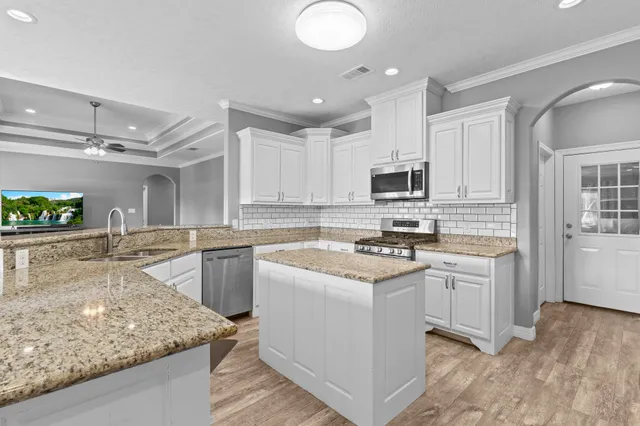 $410,000 | 621 Pioneer Drive, Bridge City, TX 77611