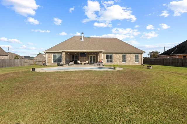 $410,000 | 621 Pioneer Drive, Bridge City, TX 77611