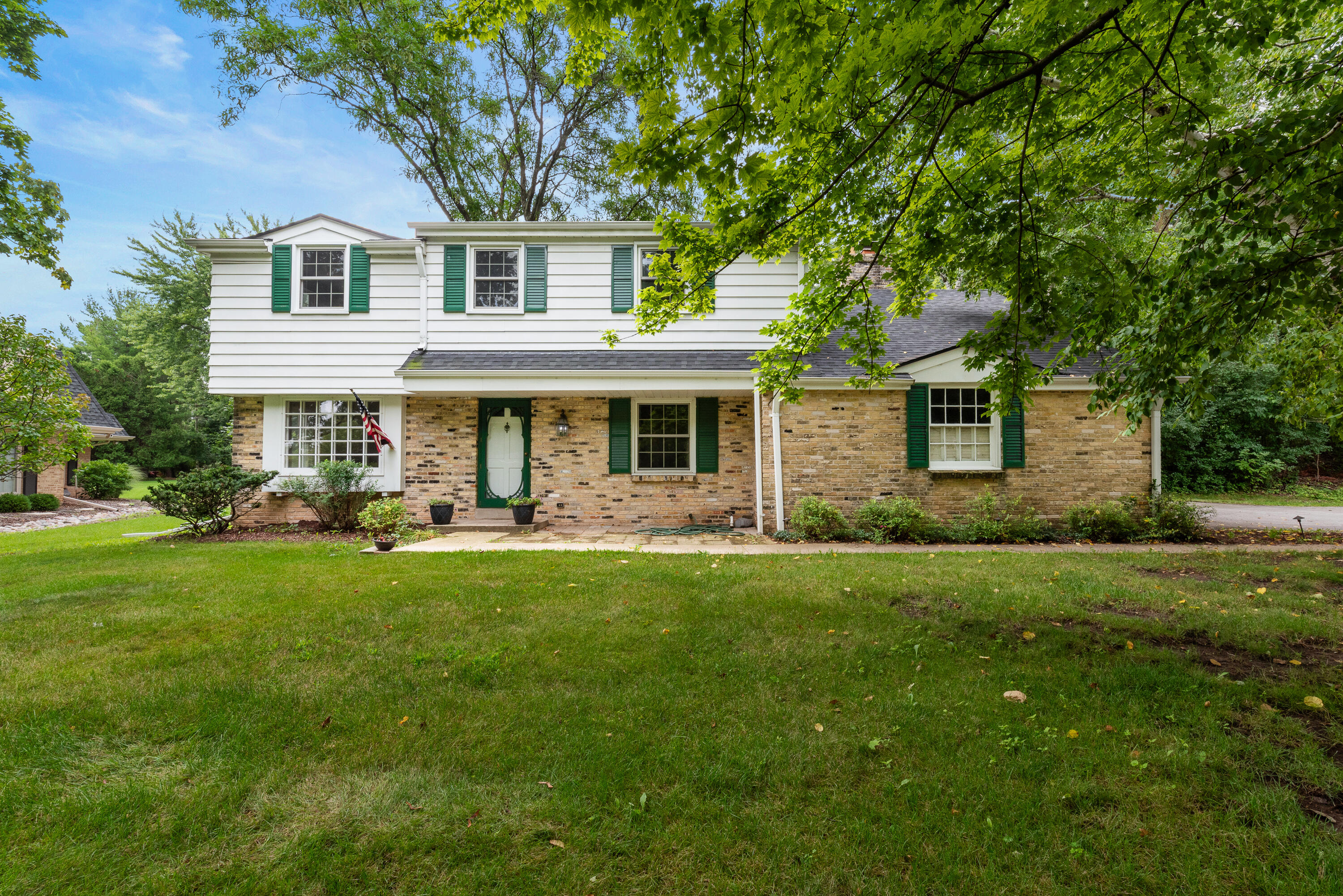 14625 Club Drive Elm Grove, WI 53122 - Photo 1 of 37 14625 Club Dr-26