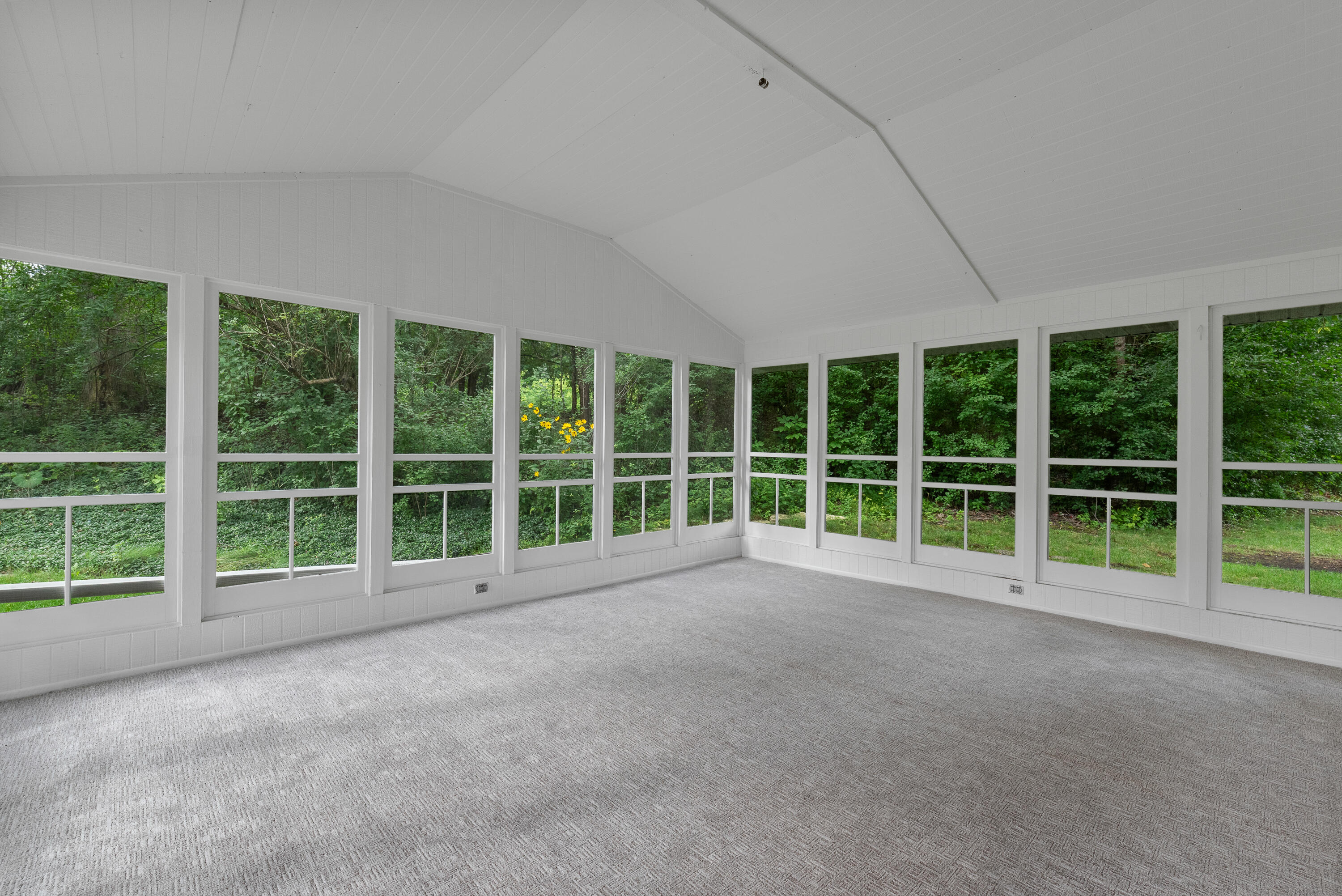 14625 Club Drive Elm Grove, WI 53122 - Photo 13 of 37 14625 Club Dr-23