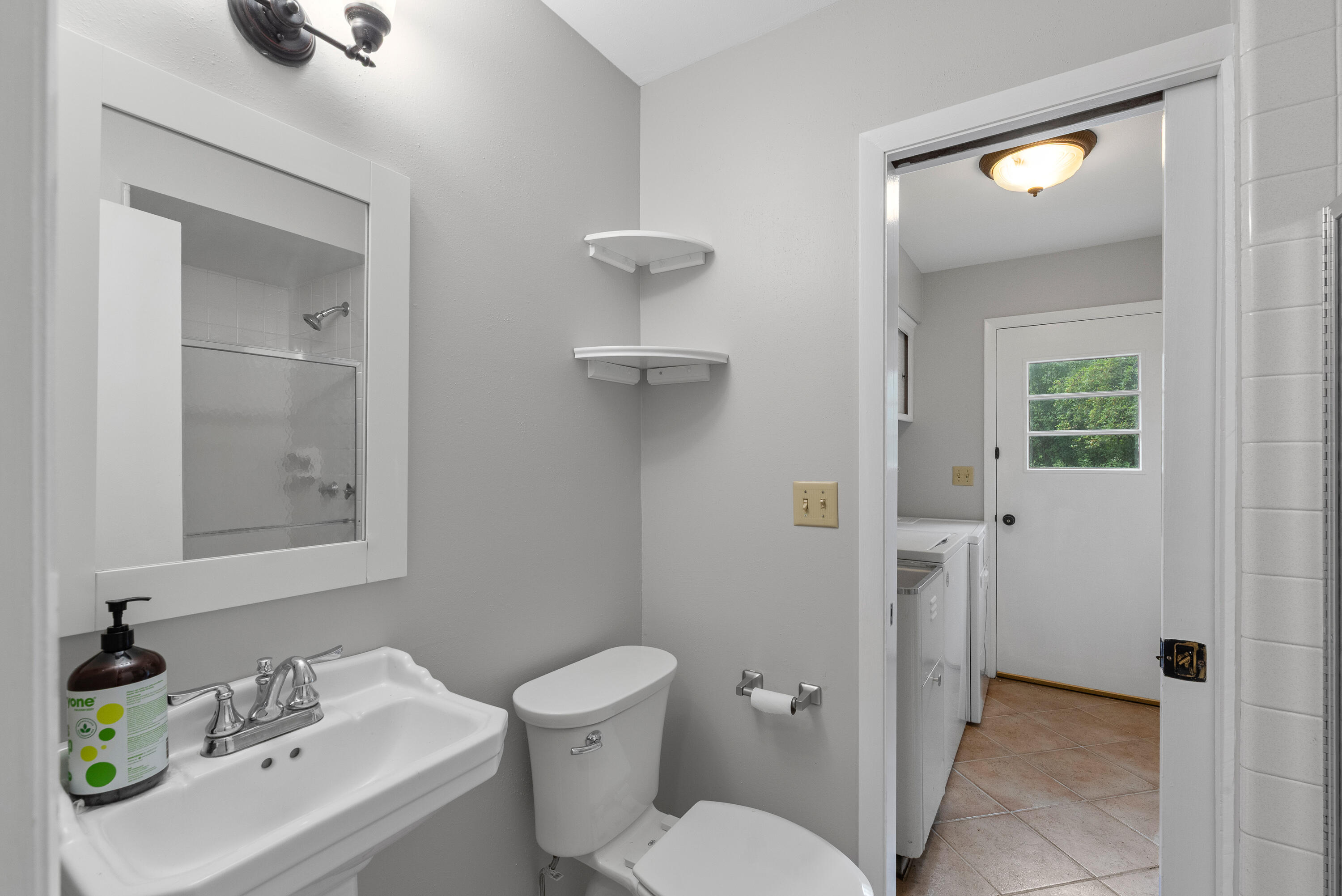 14625 Club Drive Elm Grove, WI 53122 - Photo 25 of 37 14625 Club Dr-15