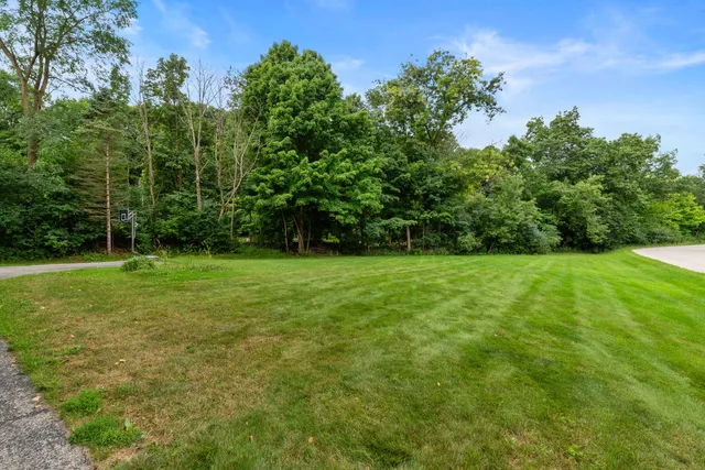 $550,000 | 14625 Club Drive, Elm Grove, WI 53122