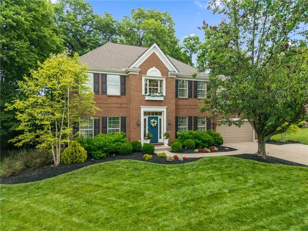 $675,000 | 130 Springhouse Drive, Springboro, OH 45066