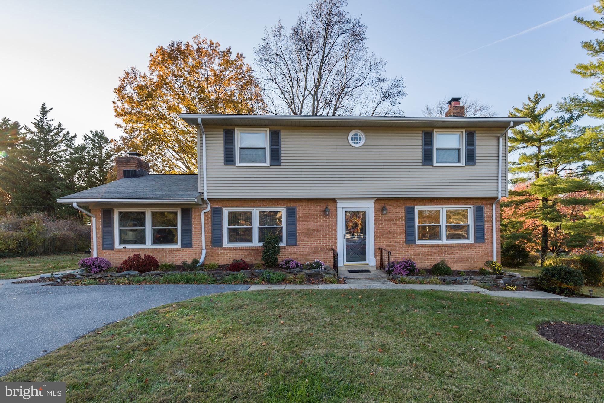 17208 Pinebrook Drive Silver Spring, MD 20905 - Photo 2 of 66 Rarely available colonial in Cliftonbrook!