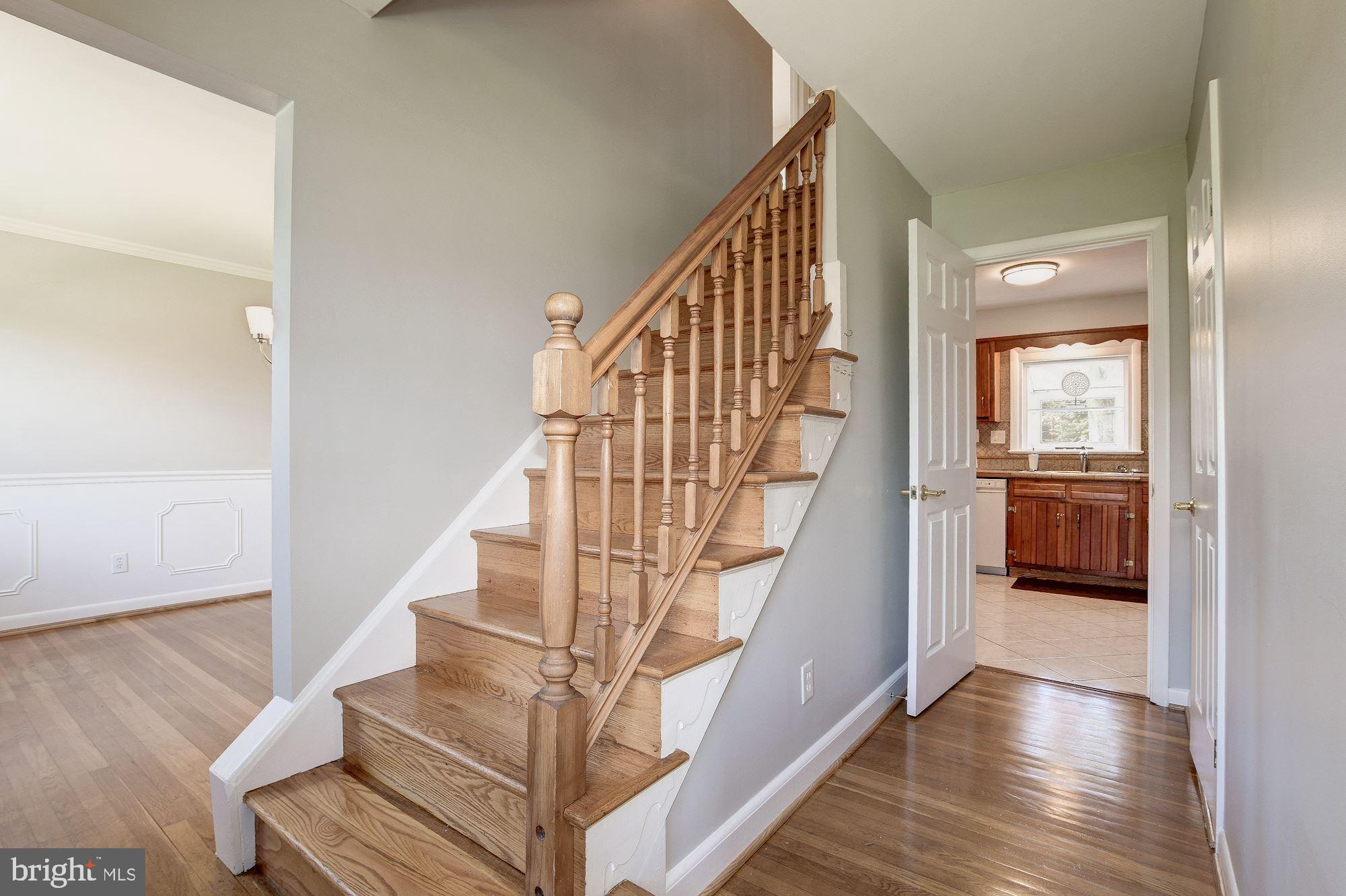 17208 Pinebrook Drive Silver Spring, MD 20905 - Photo 19 of 66 Inviting Entrance!