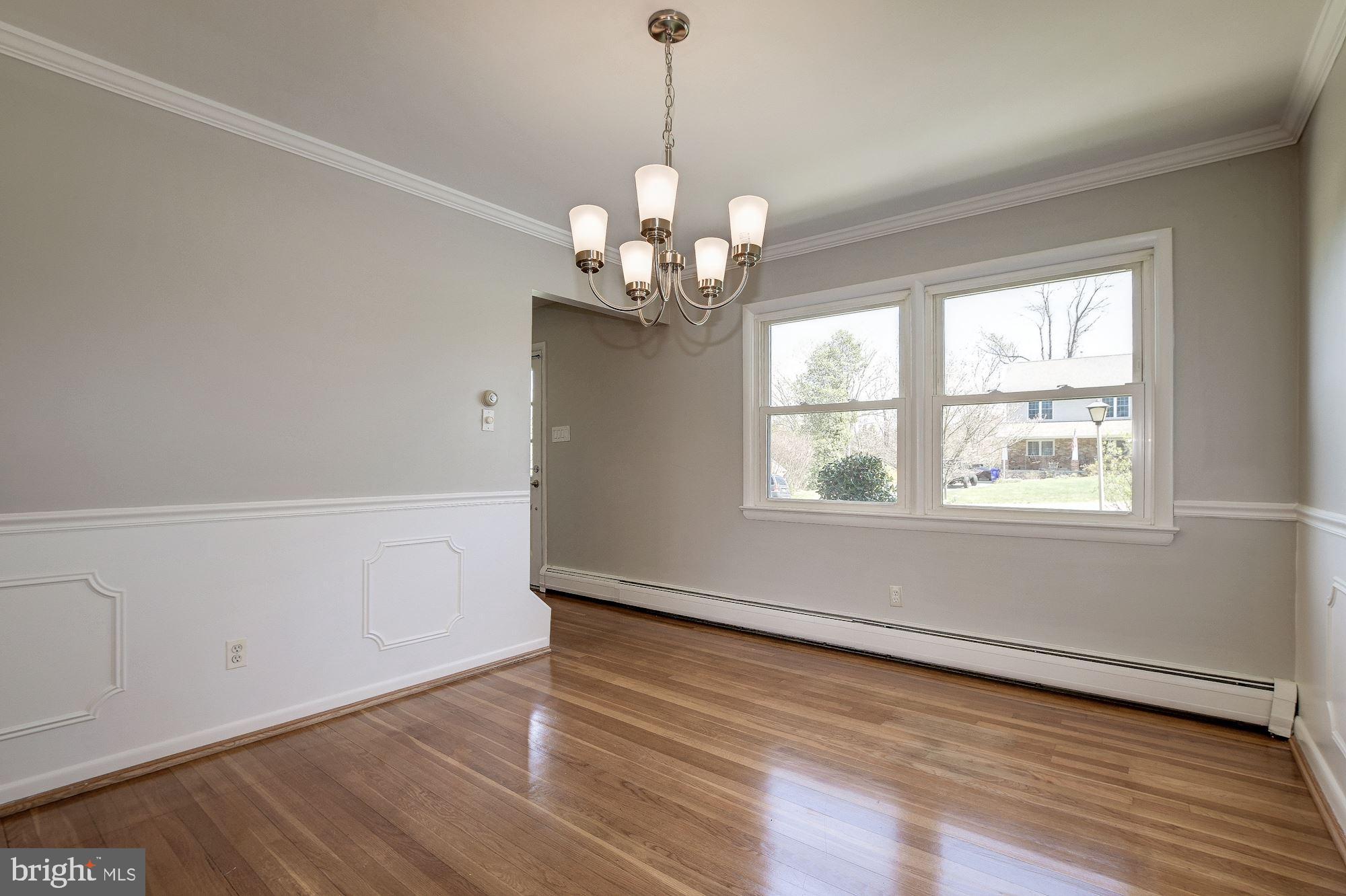 17208 Pinebrook Drive Silver Spring, MD 20905 - Photo 25 of 66 Large Dining Room!