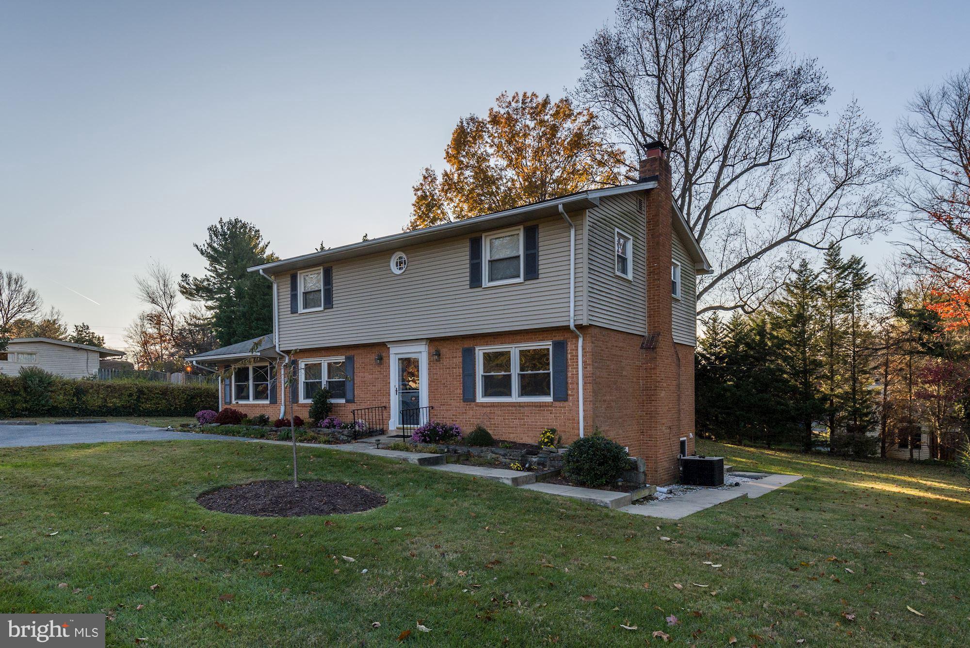 17208 Pinebrook Drive Silver Spring, MD 20905 - Photo 4 of 66 Mature landscaping!