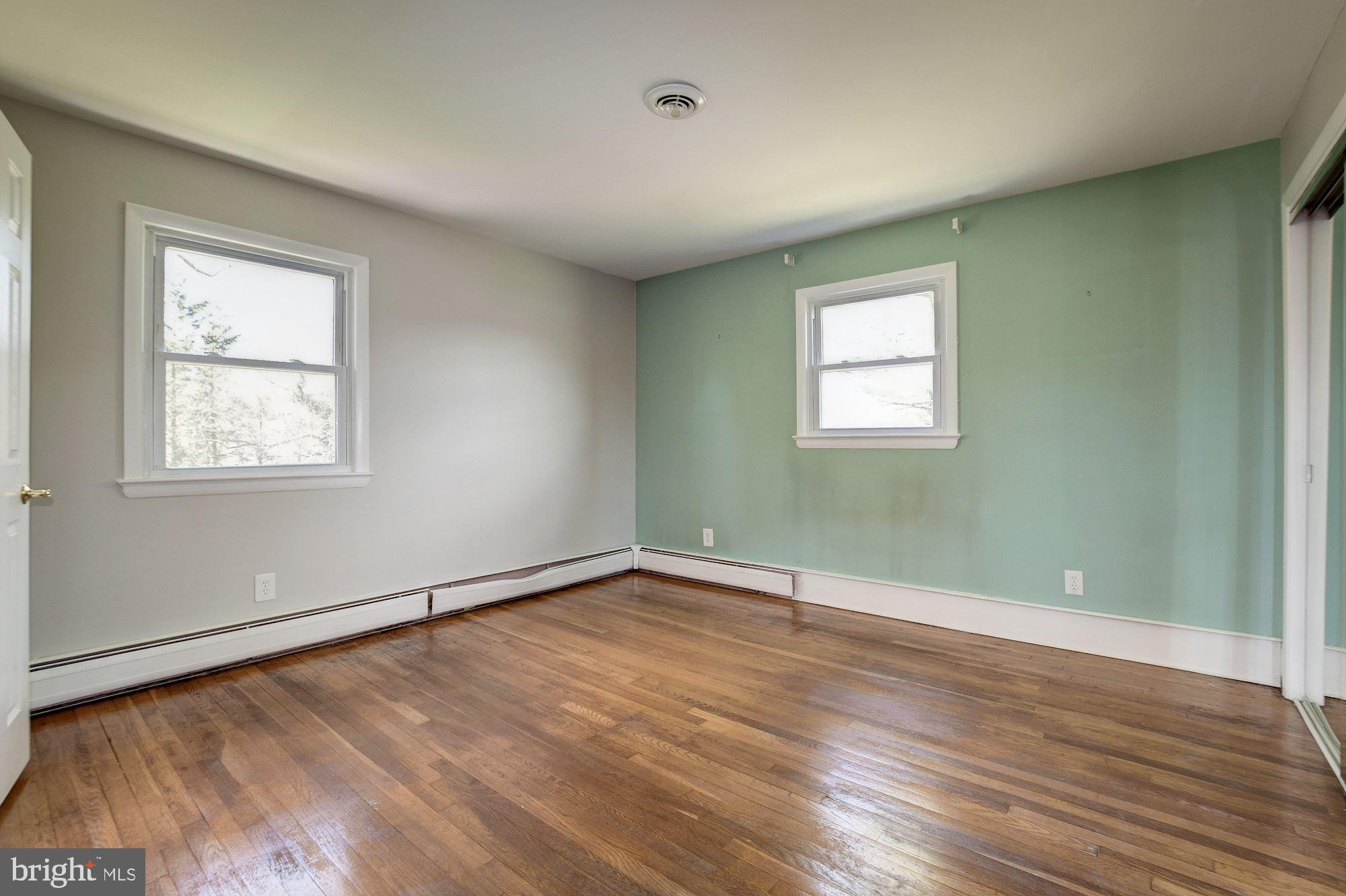 17208 Pinebrook Drive Silver Spring, MD 20905 - Photo 39 of 66 Good sized Master Bedroom!