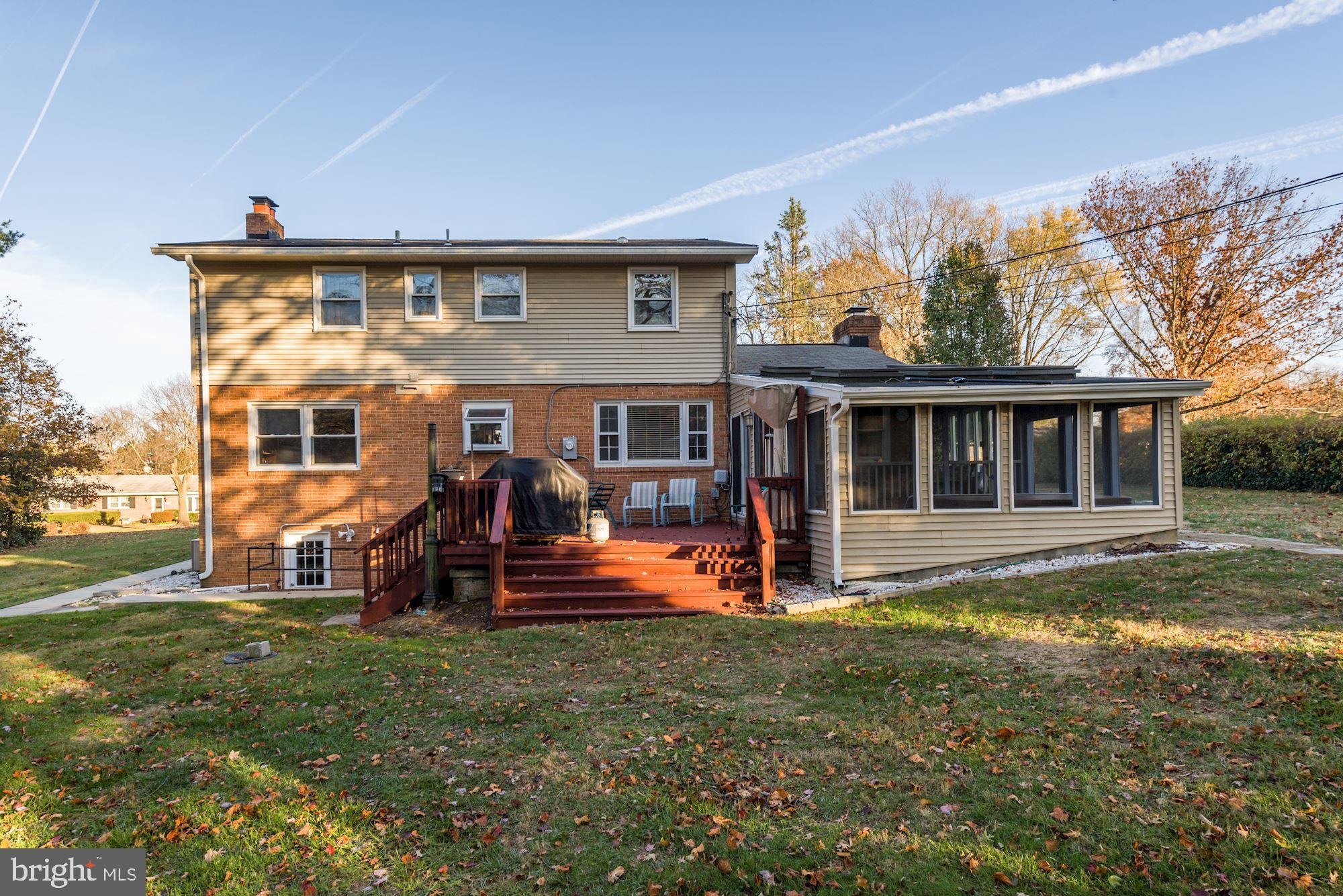 17208 Pinebrook Drive Silver Spring, MD 20905 - Photo 6 of 66 Inviting private deck!