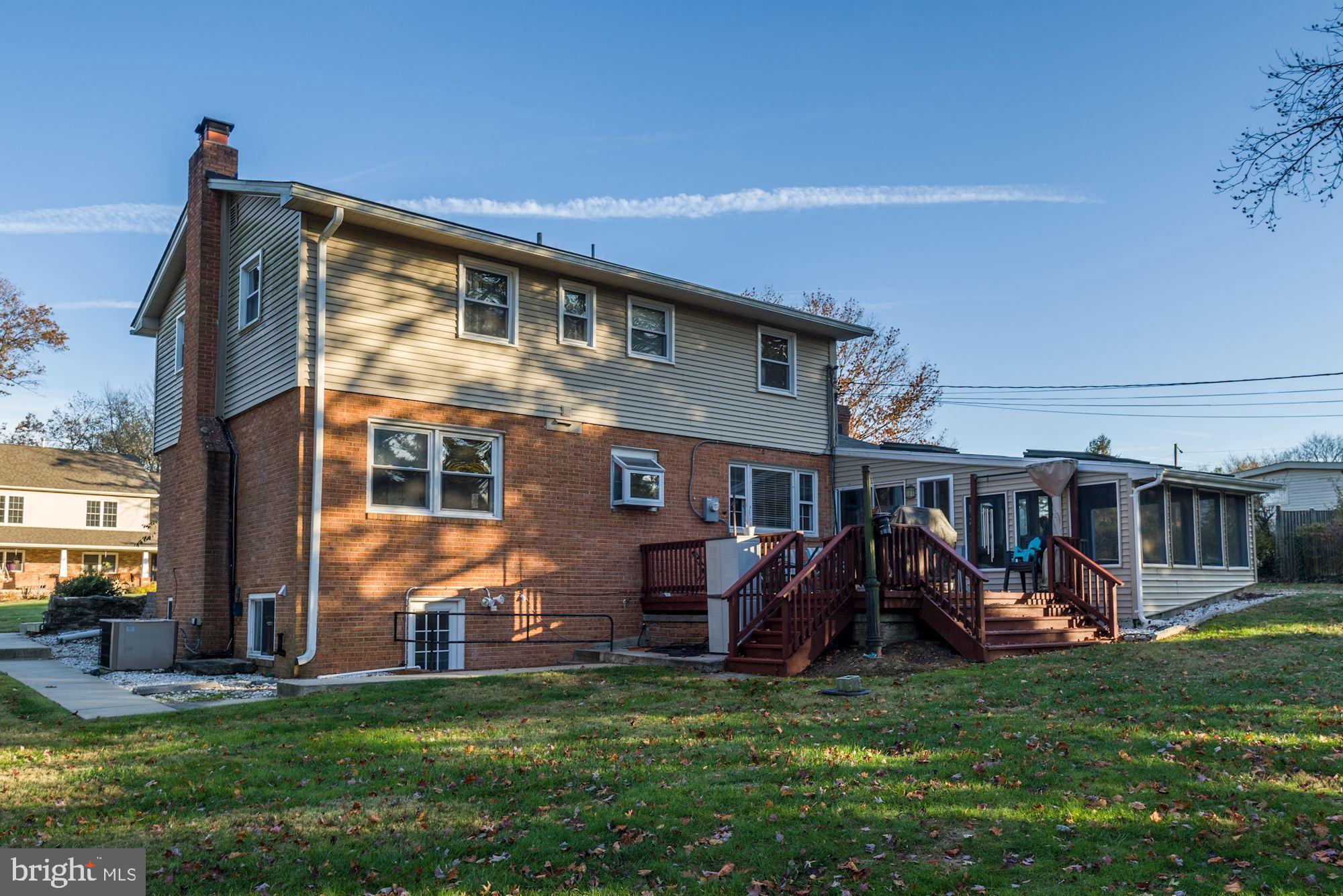 17208 Pinebrook Drive Silver Spring, MD 20905 - Photo 7 of 66 Three finished levels!