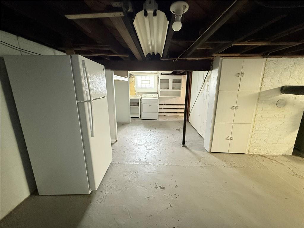 1111 Schang Road Pittsburgh, PA 15236 - Photo 8 of 12 a view of a garage