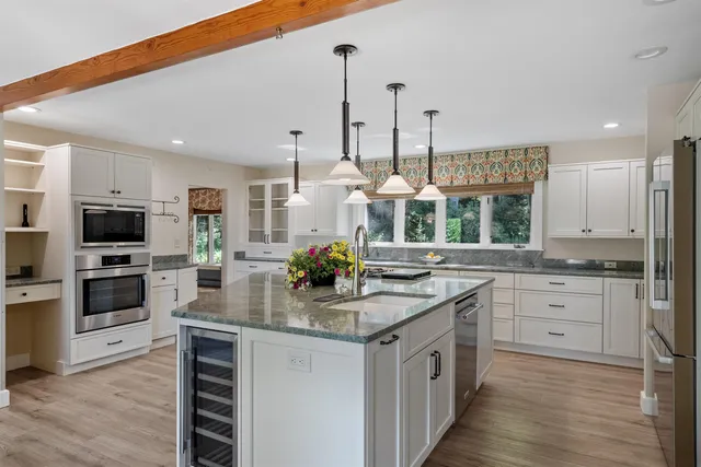 $925,000 | 133 Sargent Road, Holderness, NH 03245