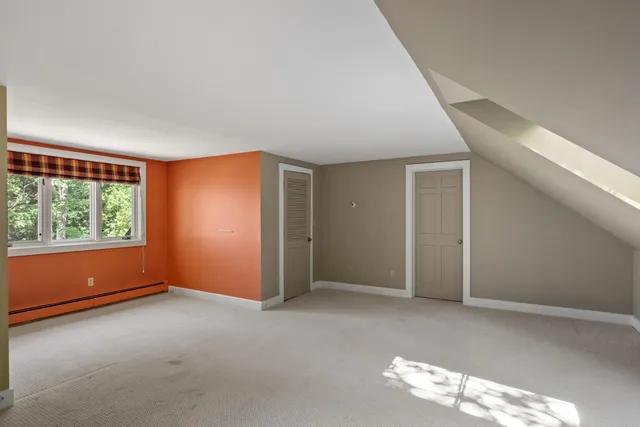 $949,000 | 133 Sargent Road, Holderness, NH 03245