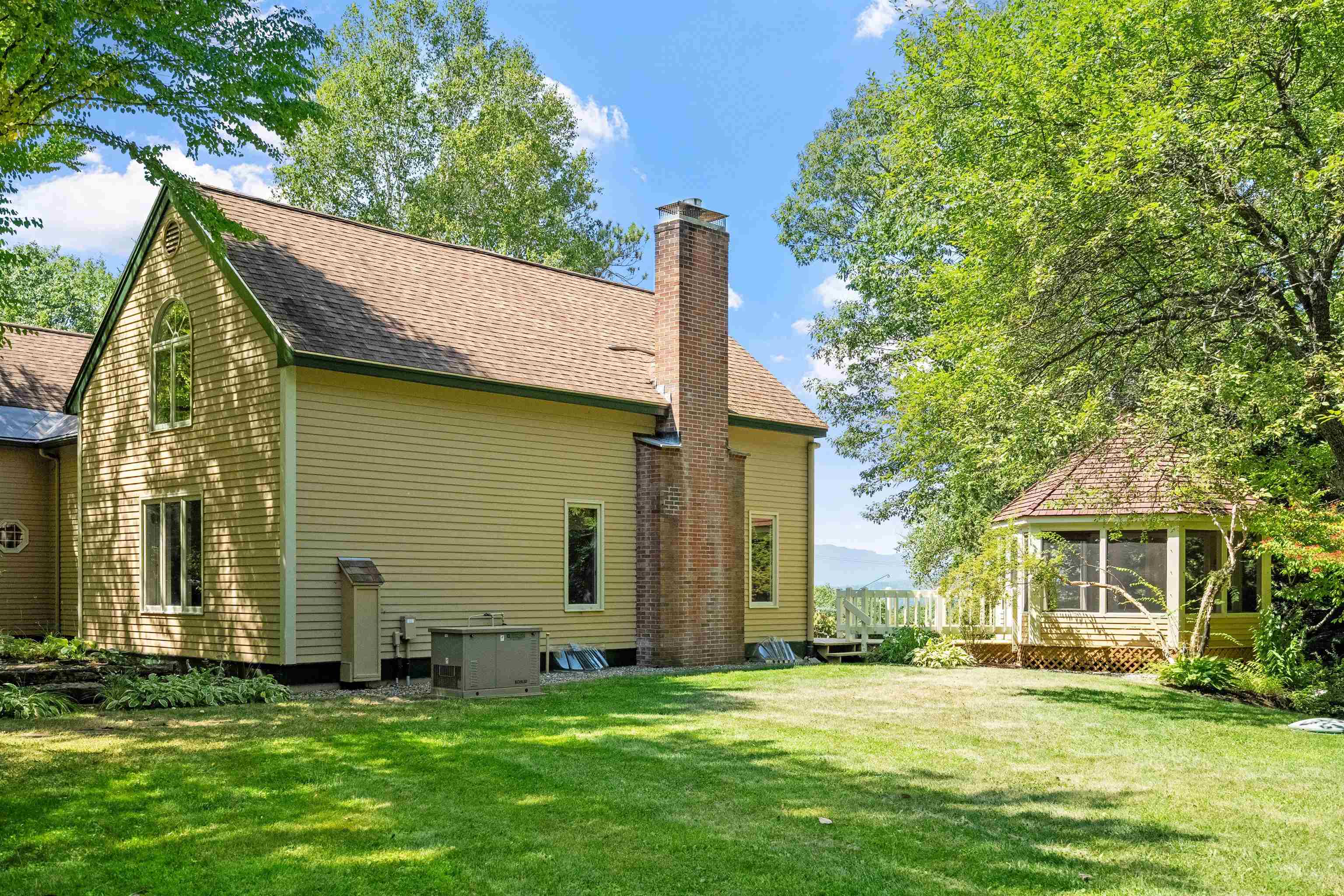 133 Sargent Road Holderness, NH 03245 - Photo 6 of 56