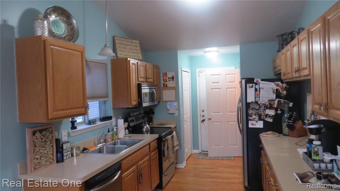 4059 Stone Post Road Newport, MI 48166 - Photo 15 of 40 IMG_2846.JPG