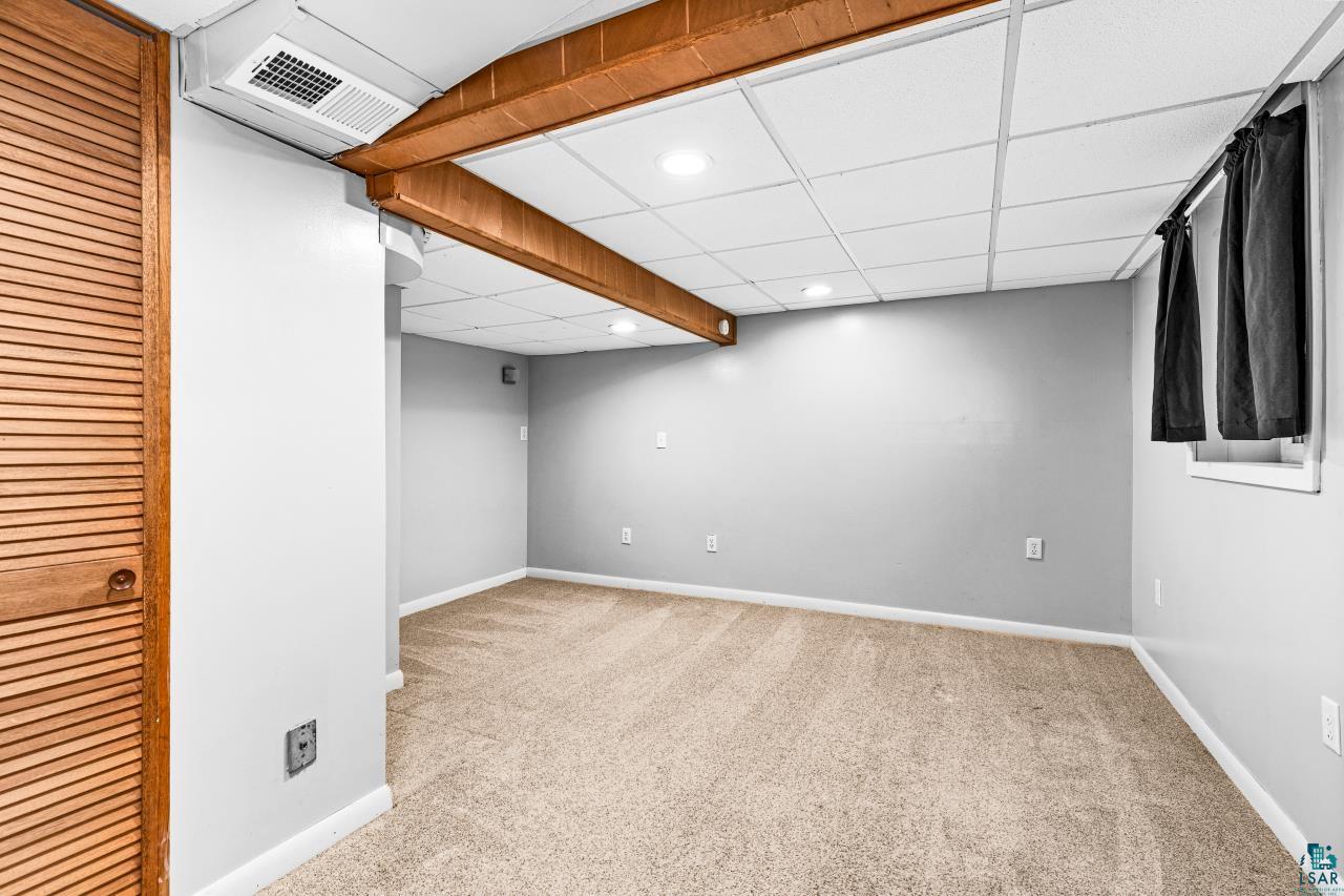 809 North Robin Avenue Duluth, MN 55811 - Photo 29 of 51