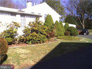 304 Preston Road Flourtown, PA 19031 - Photo 3 of 5
