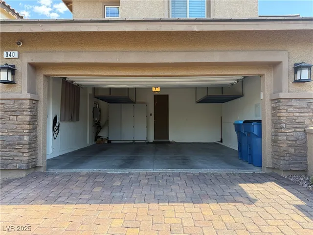 $2,550 | 340 Mezzaforte Street, Henderson, NV 89011