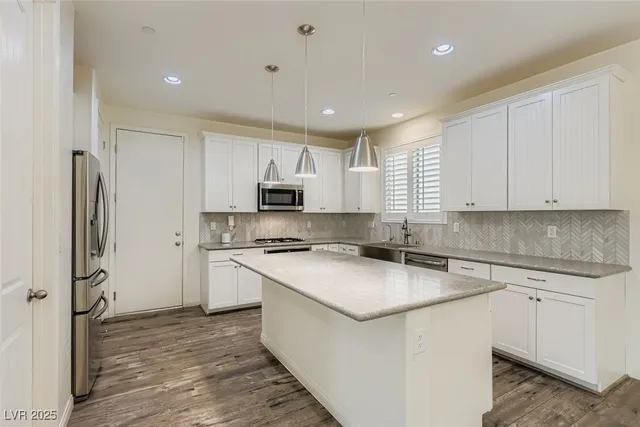 $2,550 | 340 Mezzaforte Street, Henderson, NV 89011