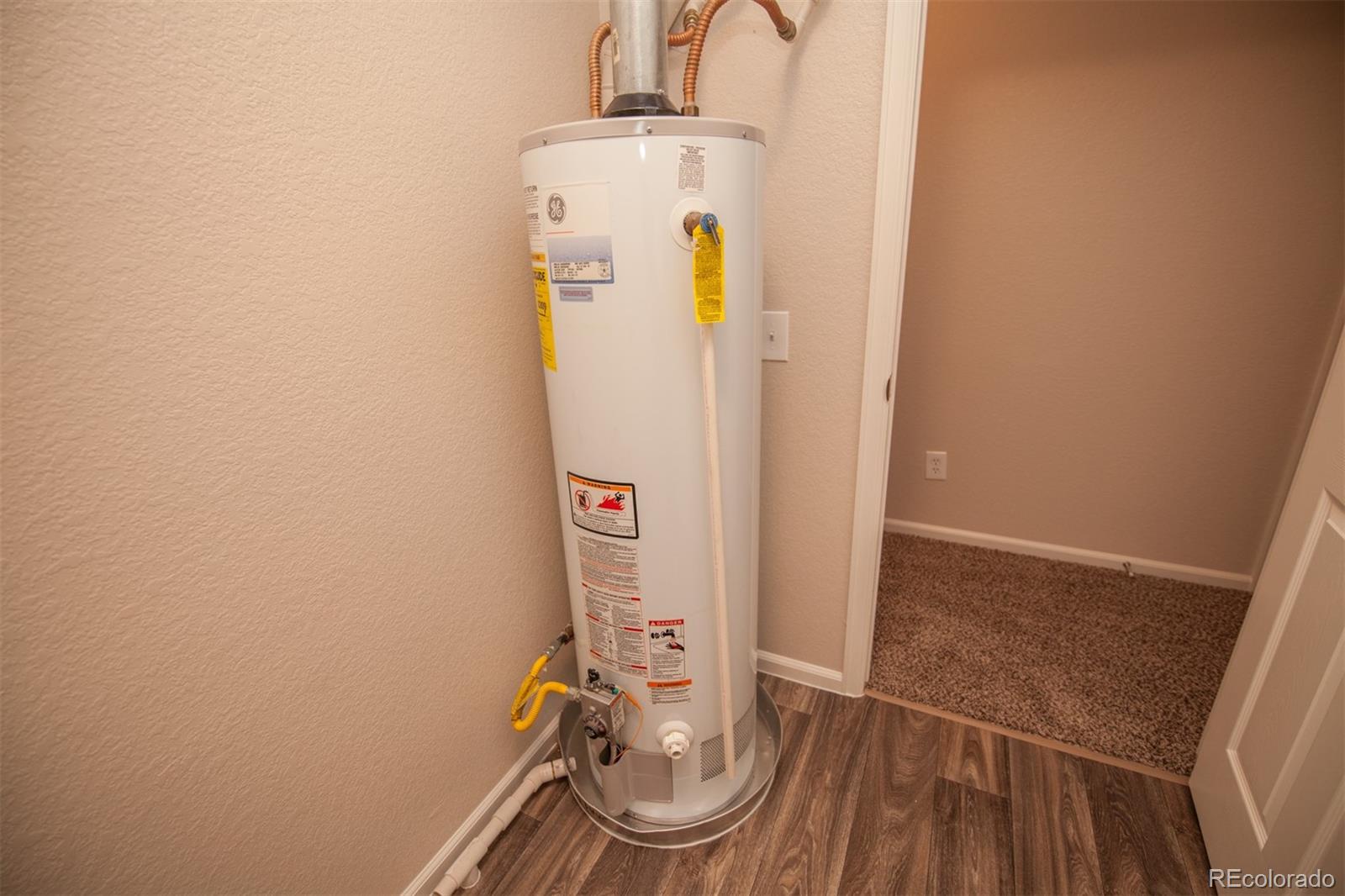 4654 Flower Street Wheat Ridge, CO 80033 - Photo 13 of 23 Gallery Image 13