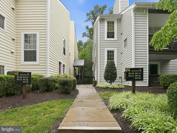 $439,000 | 10120 Oakton Terrace Road, Oakton, VA 22124