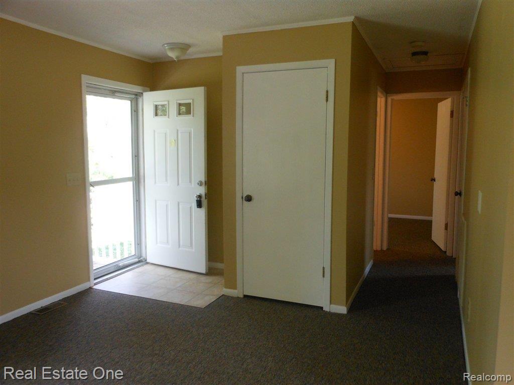 13822 Lone Tree Road Milford, MI 48380 - Photo 24 of 24 Open Floor Plan