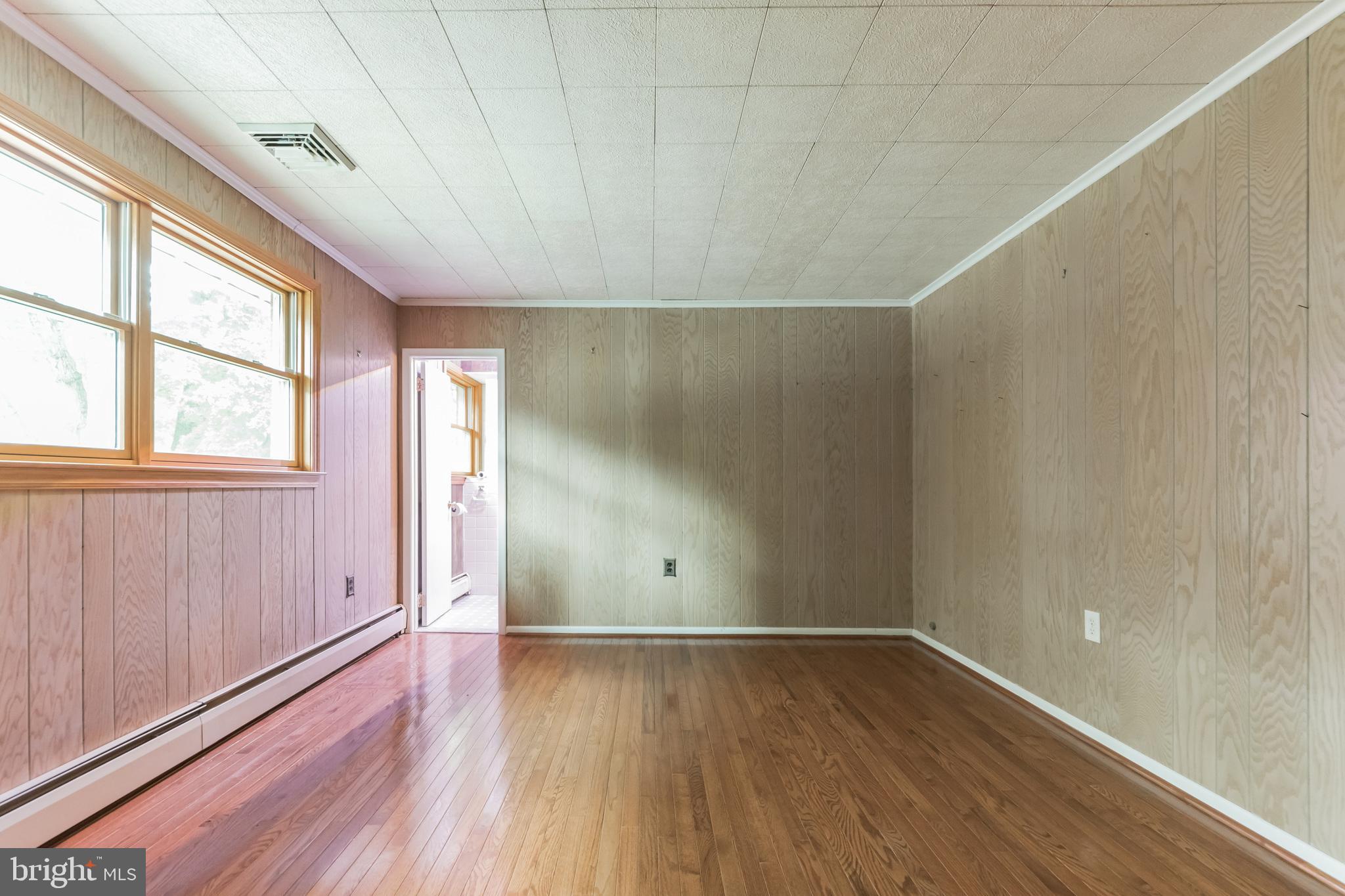 6910 Cliff Road Philadelphia, PA 19128 - Photo 13 of 31