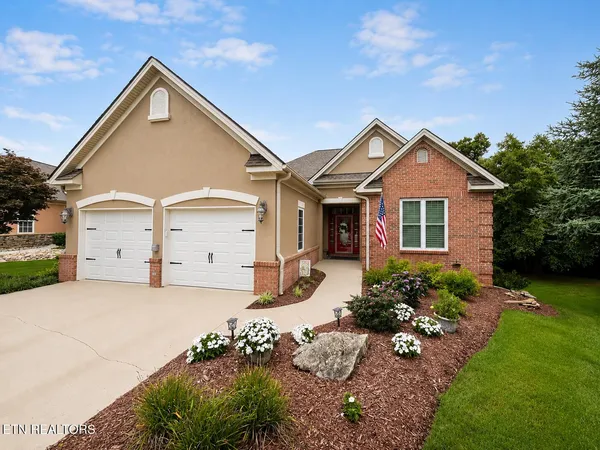 $739,900 | 137 Heron Court, Vonore, TN 37885