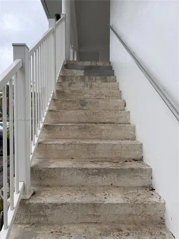 $2,500 | 3212 Northeast 10th Street, Unit 6, Pompano Beach, FL 33062