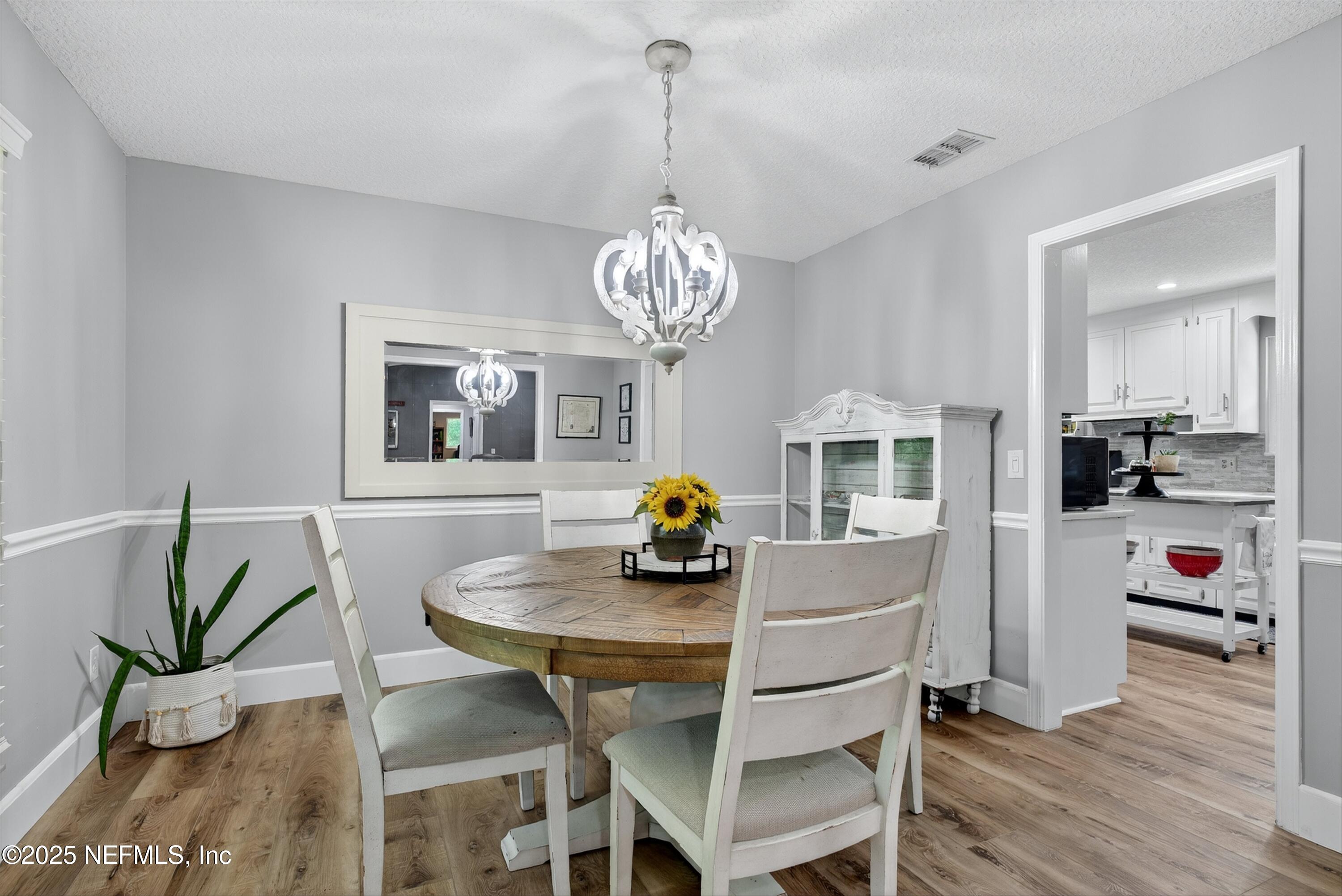 6049 Taylor Road Jacksonville, FL 32234 - Photo 21 of 60 Dining area