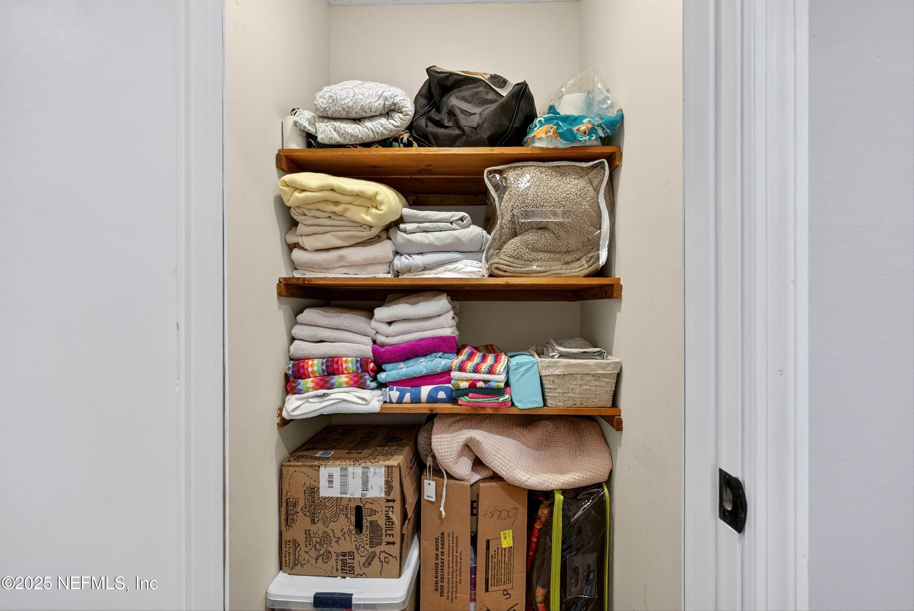 6049 Taylor Road Jacksonville, FL 32234 - Photo 32 of 60 Hallway closet