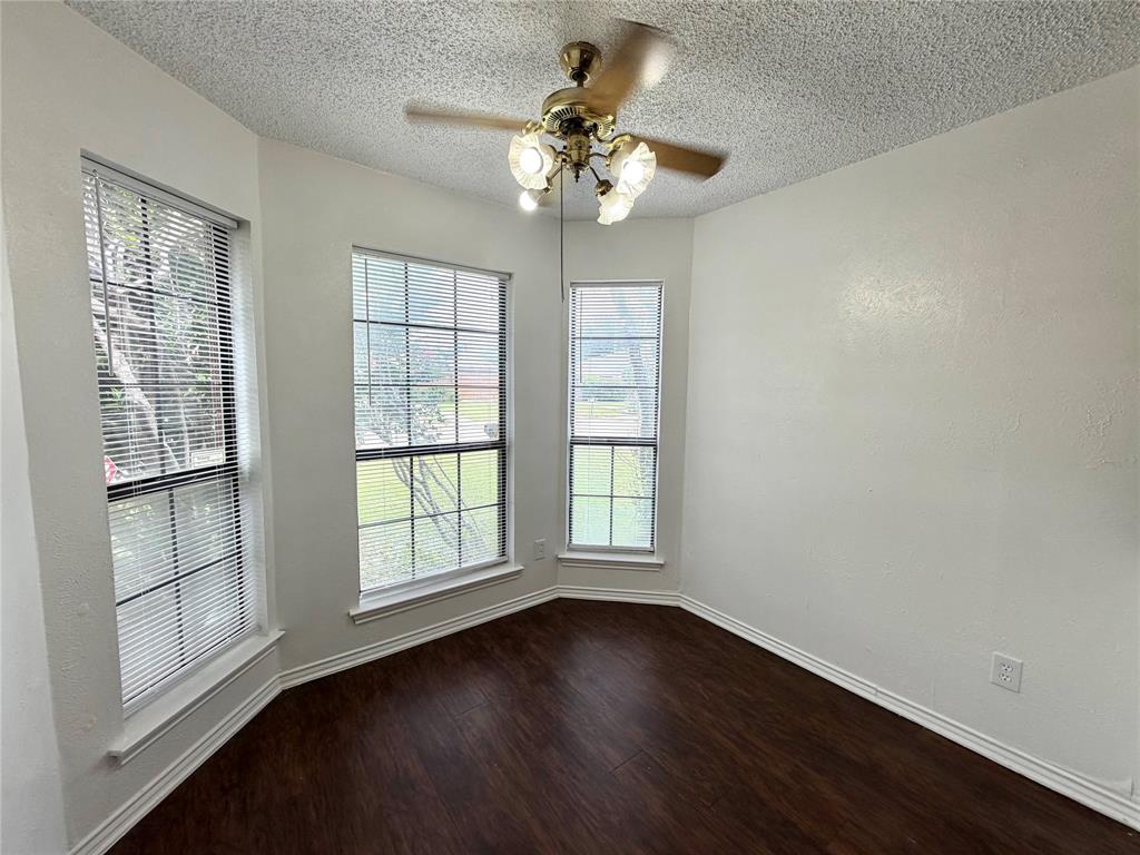 13339 Fall Manor Drive Dallas, TX 75243 - Photo 5 of 16