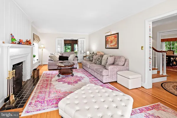 $3,995 | 5113 North Charles Street, Baltimore, MD 21210