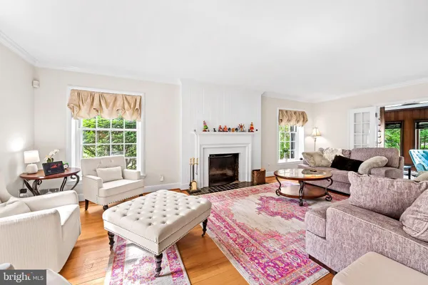 $3,995 | 5113 North Charles Street, Baltimore, MD 21210