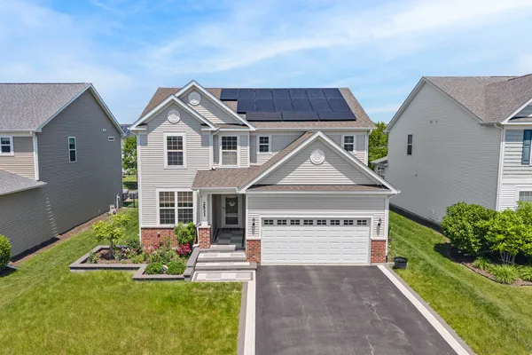 $739,900 | 2531 Basin Trail Lane, Naperville, IL 60563