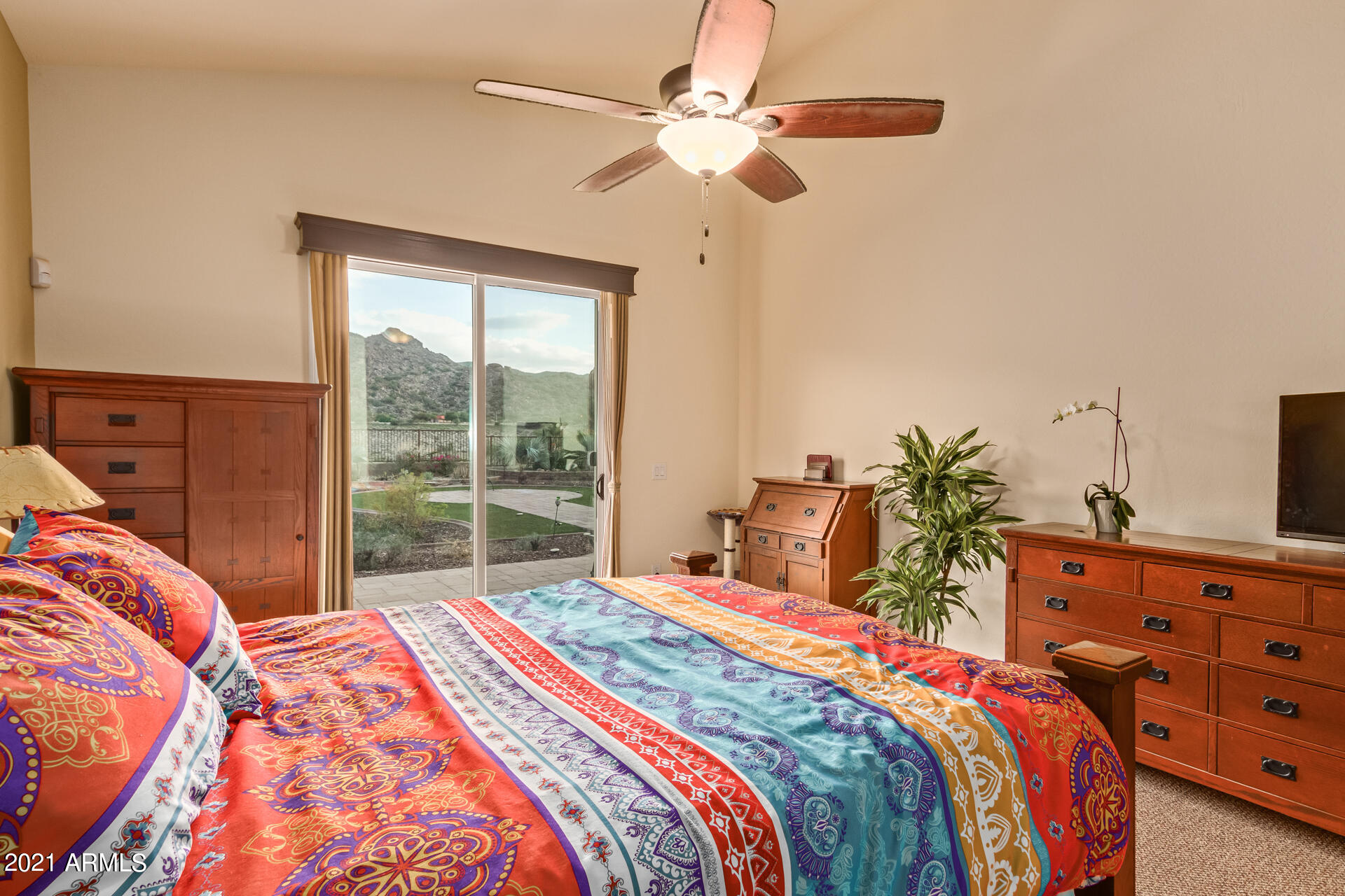 315 East Summerside Road Phoenix, AZ 85042 - Photo 29 of 49 Primary Bedroom