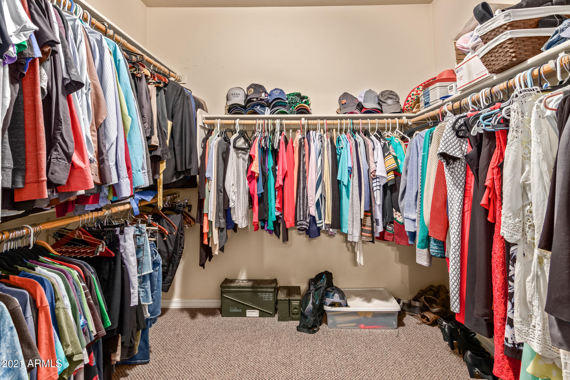 315 East Summerside Road Phoenix, AZ 85042 - Photo 33 of 49 Walk-in closet