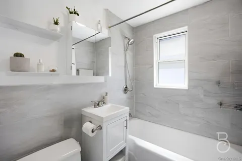 $1,750,000 | 21-41 24th Street | Astoria