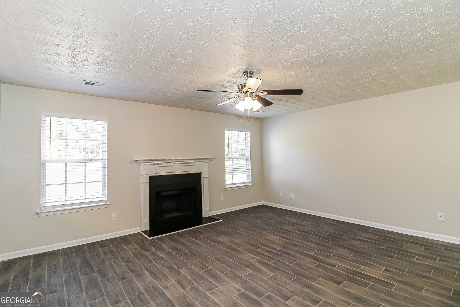 263 Millstone Drive Hampton, GA 30228 - Photo 7 of 17