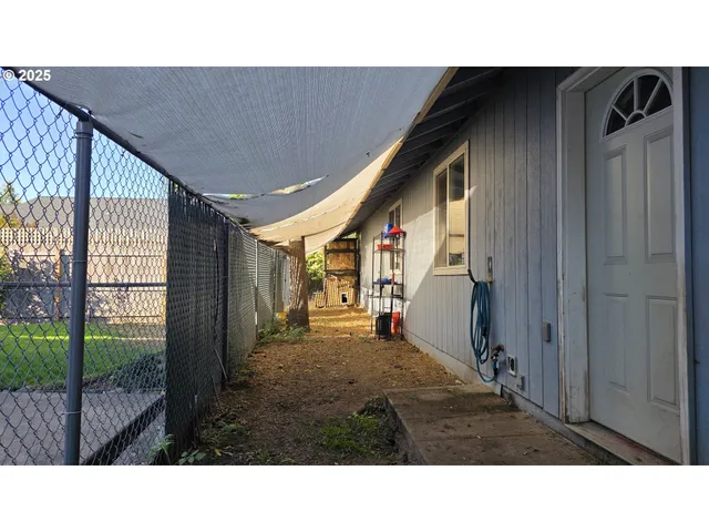 a black and white photo of a house