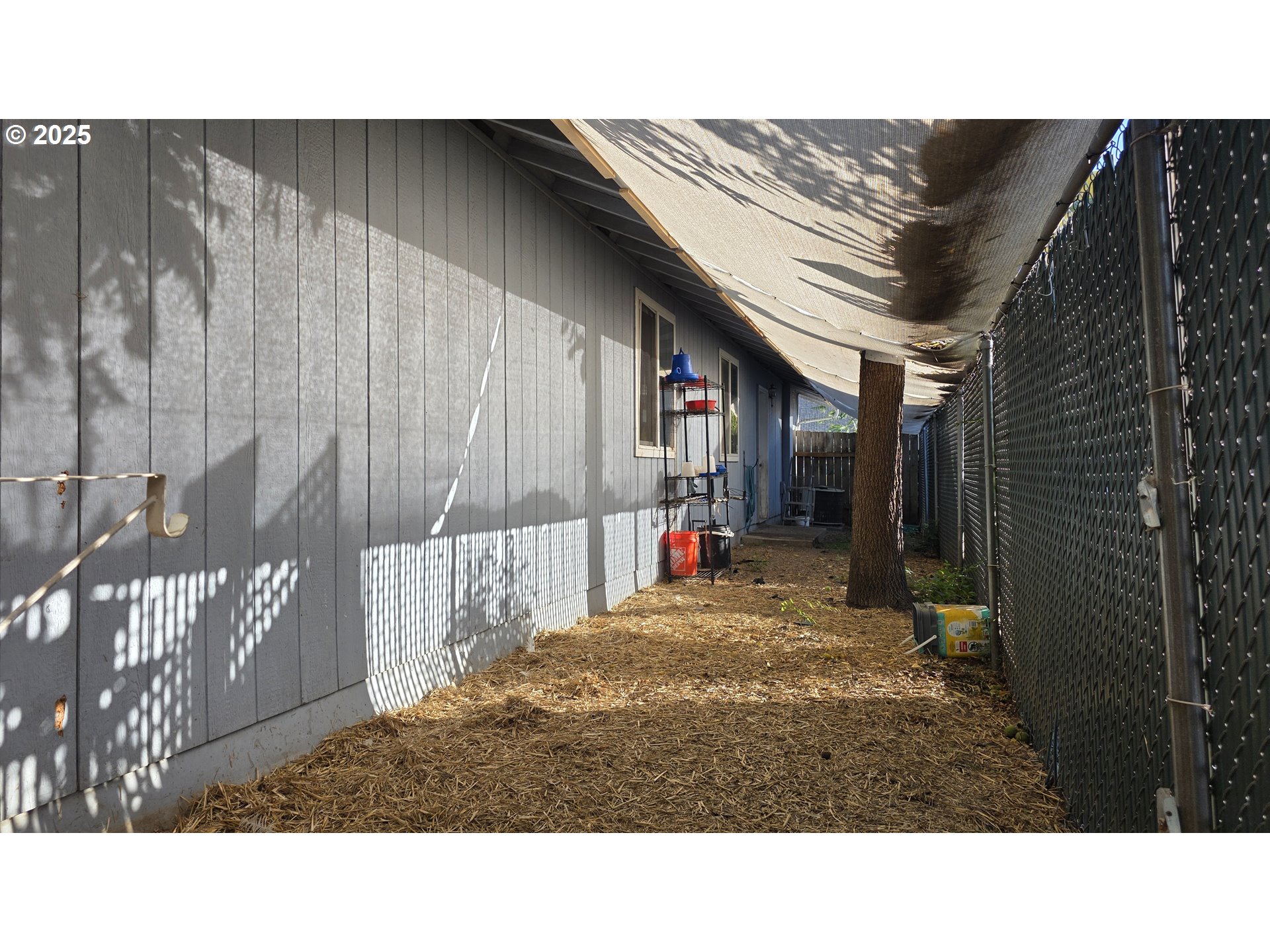 676 58th Street Springfield, OR 97478 - Photo 28 of 30 a black and white photo of a house