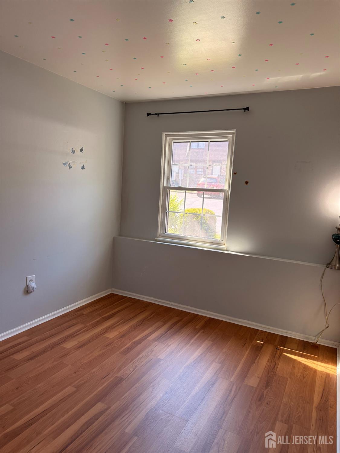 115 Orlando Street Edison, NJ 08817 - Photo 11 of 14