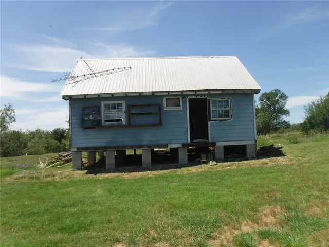 $550,000 | 110 Settlers Trail, Elgin, TX 78621