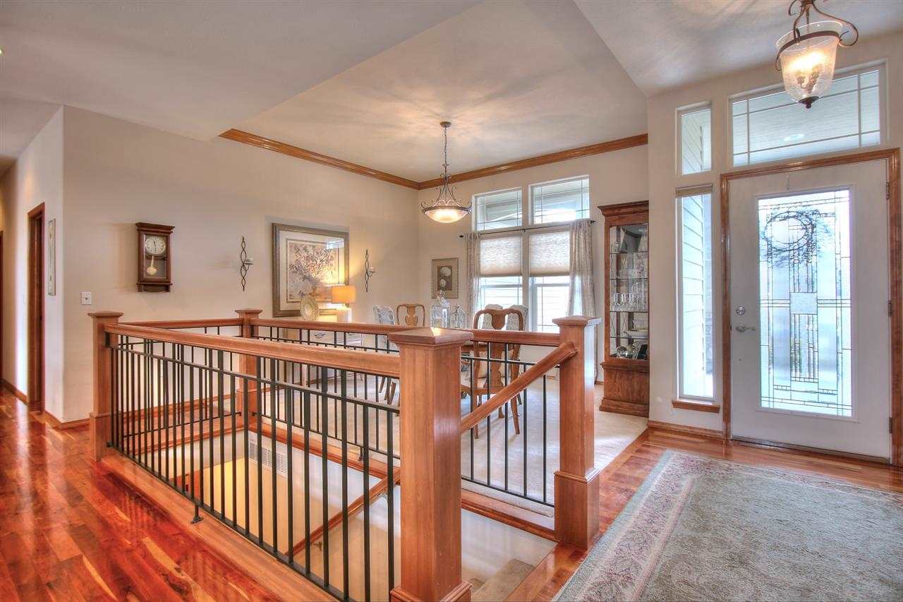 1016 East Hawk Court Spokane, WA 99208 - Photo 2 of 20 Gallery Image 2