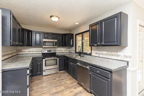 $370,000 | 112 Shadywood Court, West End, NC 27376