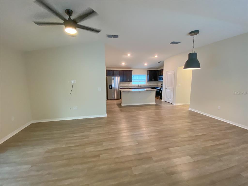 4637 Glencrest Loop St. Cloud, FL 34772 - Photo 4 of 39