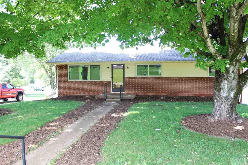 4849 Raleigh Street Conover, NC 28613 - Photo 1 of 16 Gallery Image 1